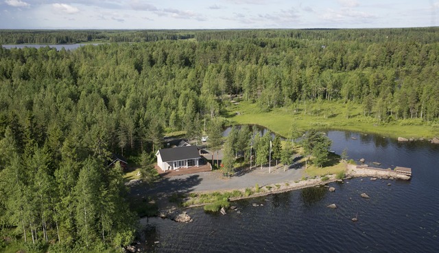 COTTAGE+GRANARY+KARAOKE+LEAN-TO