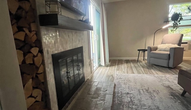 Cozy 1-bedroom condo w gated patio in charming Lakewood Denver