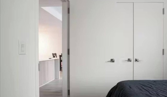Cozy 1-bedroom @ luxury waterfront tower in Greenpoint right across of Manhattan