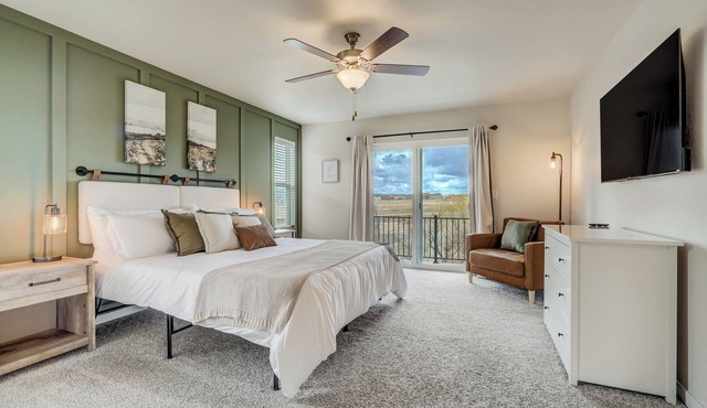 Cozy, Clean, and Stylish Home - Sun Shimmer