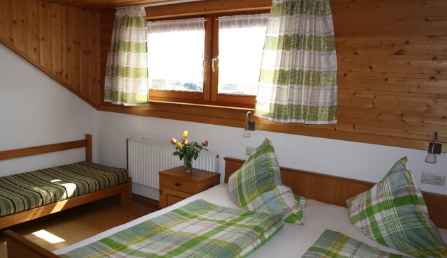 Cozy double room (17sqm) with separate kitchen