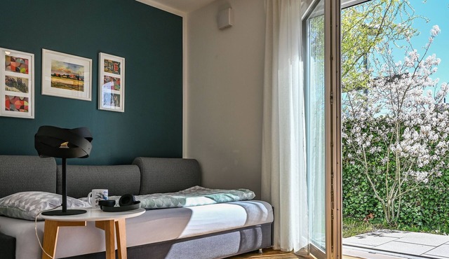 Cozy first floor apartment with covered terrace - ideal for 4-legged friends.