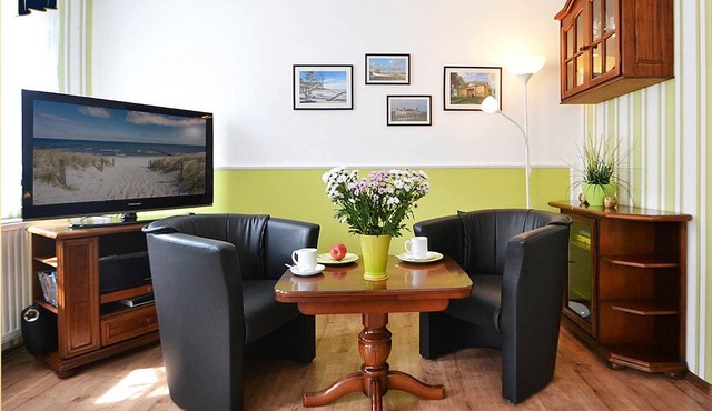 Cozy vacation apartment in Heringsdorf with terrace - 400 m to the beach