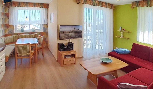 Cozy vacation apartment in Ahlbeck with sea view and balcony on Usedom