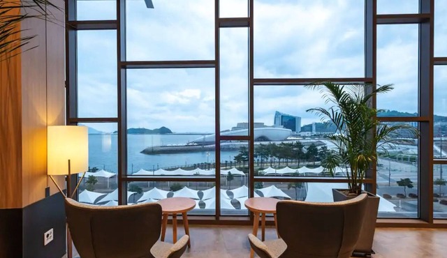 DARAKHYU Yeosu Capsule Hotel by WALKERHILL