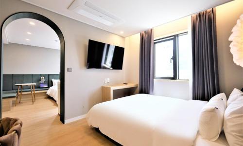De Lamour Hotel
