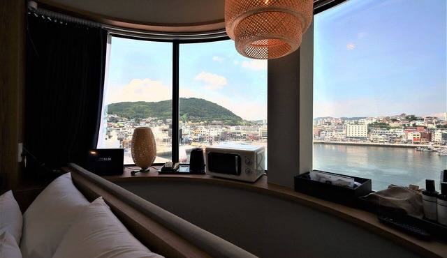 DELAMOUR Hotel