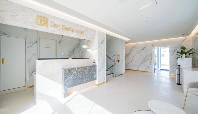 Denbastar Hotel-Kyungnam University Branch