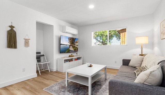 Designer Loft in Pueblo – Central Modern Comfort