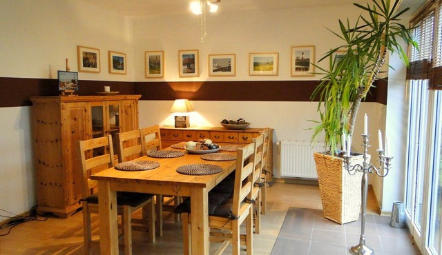 Designer vacation apartment "Kirsebek 2" also offers discerning connoisseurs suitable vacation accommodation with a great well-kept garden