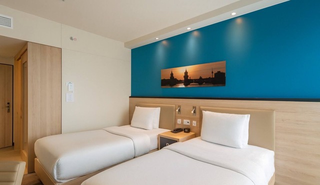 Discover Berlin from a Stylish Stay | 3 City View Rooms w/Free Breakfast