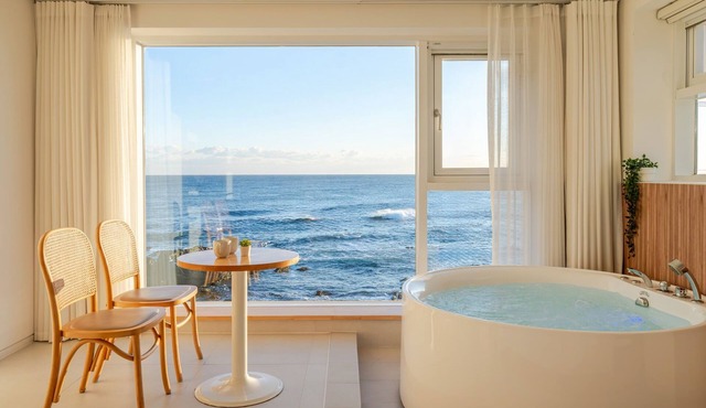 Donghae Badadam Ocean View Spa Pension