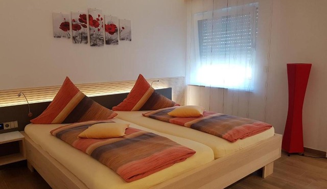 Double room with bath or shower and WC
