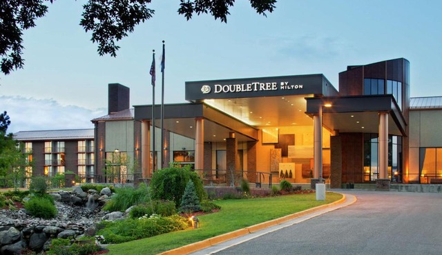DoubleTree by Hilton Denver Tech