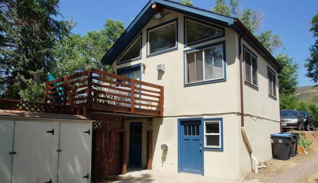 Downtown Golden Walkout, 3 Bedroom Home Just Minutes From Downtown Golden