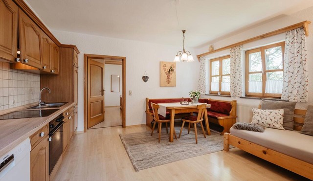 Ebenerdige Wohnung mit Wintergarten für 3 Personen