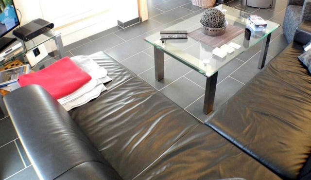 ECARF-certified penthouse apartment Strandperle 14 in Großenbrode. Paradisiacal wellness bath with sauna & whirlpool. Two fantastic roof terraces to soak up the sun and relax. Service charges incl