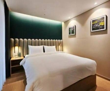 Elbon stay with Haeundae Beach