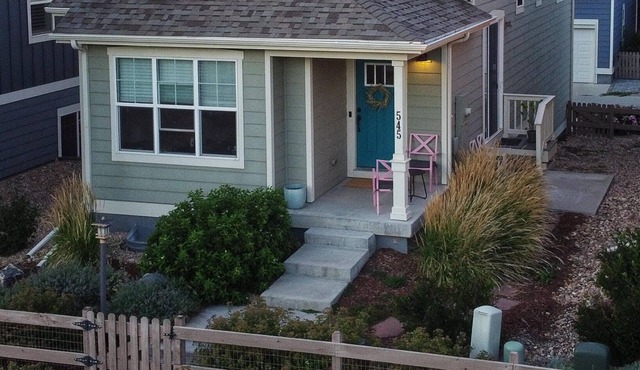 Entire Bright 3-Bedroom House - 1 Mile from Historic Louisville CO