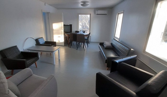 Entire home in Iisalmi, Finland 10 guests, 3 bedrooms, 10 beds, Sauna, farmhouse