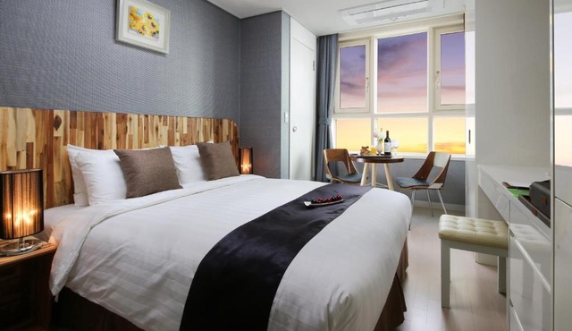 Ever 8 Family Hotel