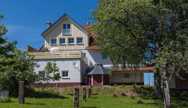 Exclusive Country house Seewald - quiete area, Whirlpool, Sauna, large garten, bbq, wifi