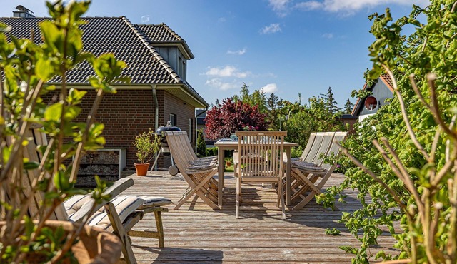 "Experience Unforgettable Relaxation at Our Beachside Retreat!"