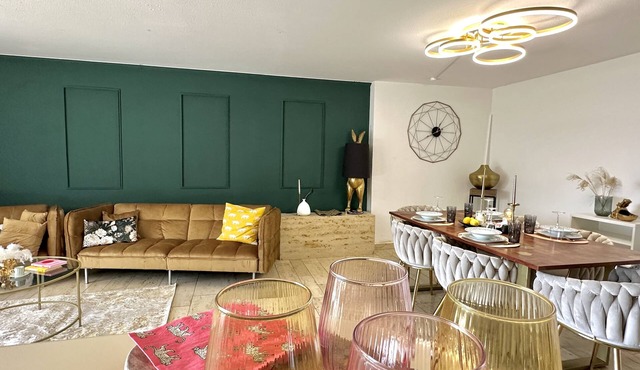 Exquisites Apartment mit Sonniger Terrasse und Wunderschönem Ausblick