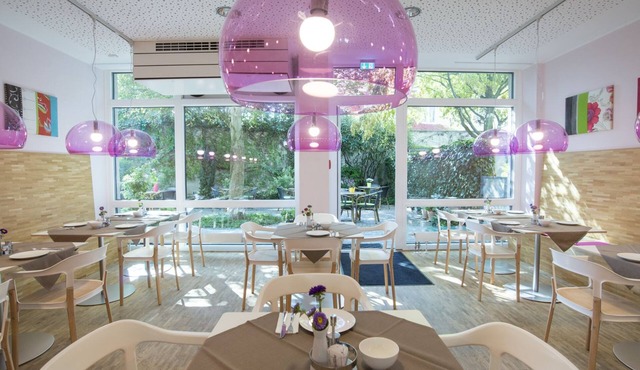 fab Hotel