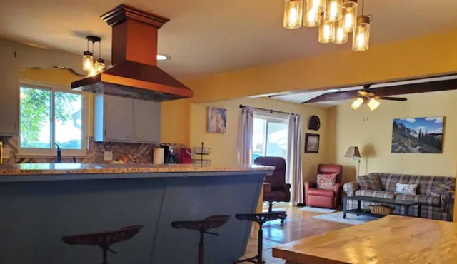 Family Farmhouse in the Front Range - Close to Boulder & Denver!