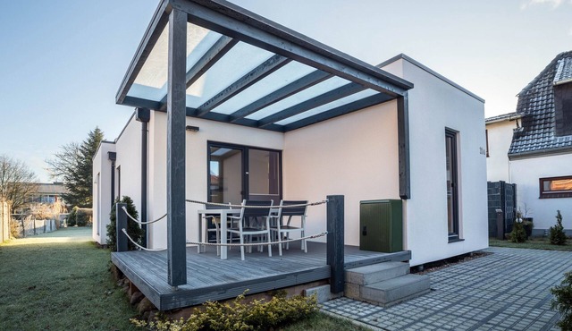 Family-friendly "Holiday Home Spaden" with Large Garden, Terrace and Wi-Fi