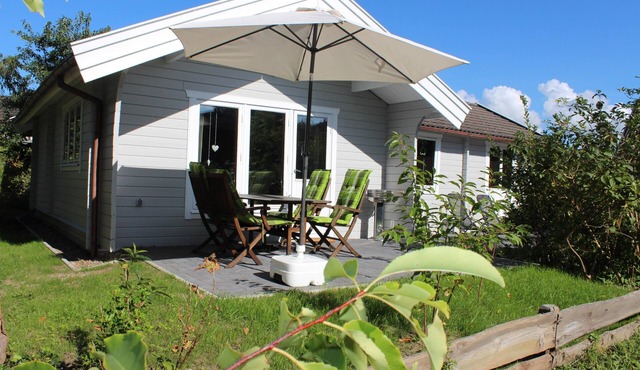 Feriehaus Renner behind the dike in Spieka-Neufeld incl. beach chair