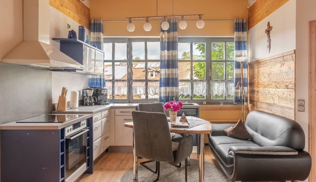 Feriendomizil mit Balkon im Bay. Wald. Saunabereich im Haus.