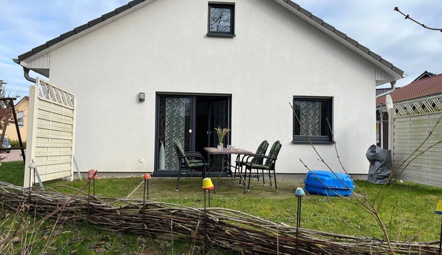 Ferienhaus mit 3 Schlafzimmer in Ostseenähe OVS 112 - 4-raum-ferienhaus bis 6 Pers. + Baby