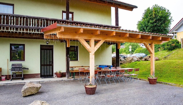 Ferienhaus mit 4 Unterteilungen in ruhiger aber zentraler Lage im Bayrischen Wald