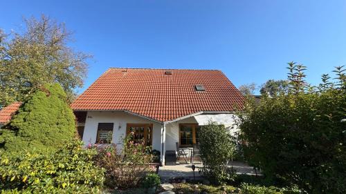 Ferienhaus RENA mit Pool