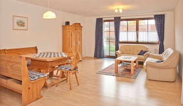 Ferienwohnung Birkenstraße Nesselwang - Geräumige Ferienwohnung im Allgäu für 4 Personen