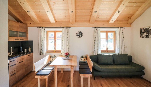 Ferienwohnung Rapunzel OG mit Balkon und 2 Schlafzimmer