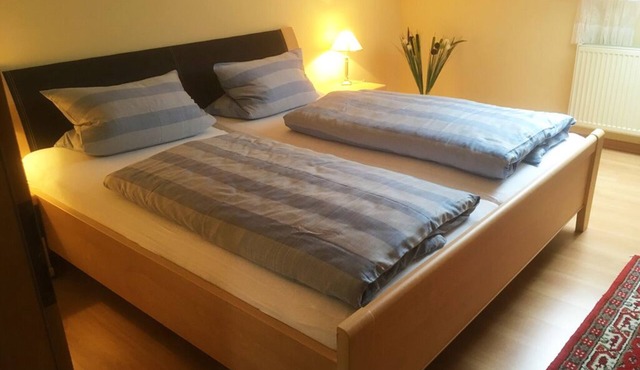 Ferienwohnung Westblick | Sonnige FeWo - 15 Geh-Min. zur Rottal Terme