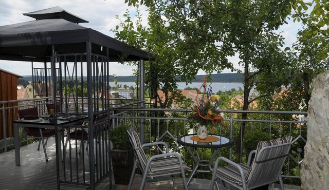 FeWo (40qm) mit Freisitz im Hof, Wohnküche und 1 Schlafzimmer
