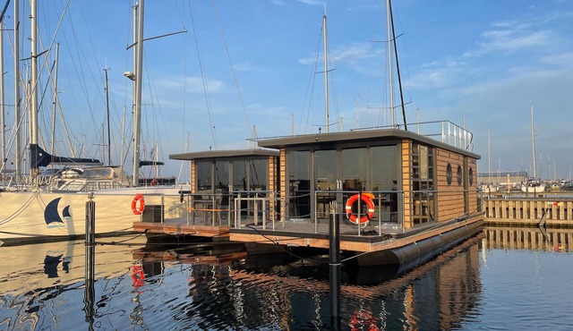 Fjord Cirrus - Solar boat