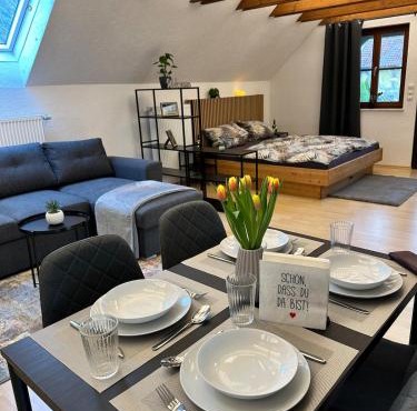 Fränkisches Nest am Schwanberg für 2-4 Personen - in der Nähe aller Weingüter, KNAUF GIPS KG und ConneKT