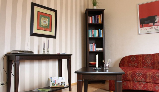 friendly, bright apartment, modern furnishings