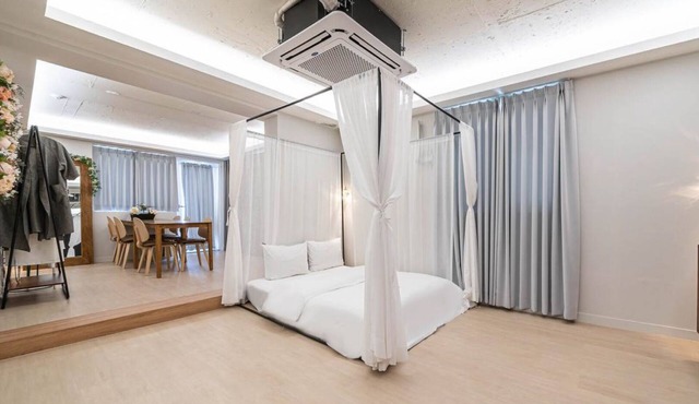 From H Dongbaek Hotel By Kwon Geoje Gohyeon