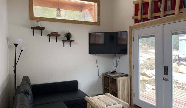 Fully-Furnished 2 BR Mountain Cabin in the Rockies