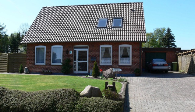 FW Schleimünde - Holiday home Nemetschek with 2 apartments in Rabel near Kappeln