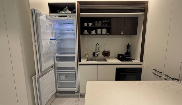 Gangnam Seocho 78 2 Bed Room Family Suite Room Full Furnished