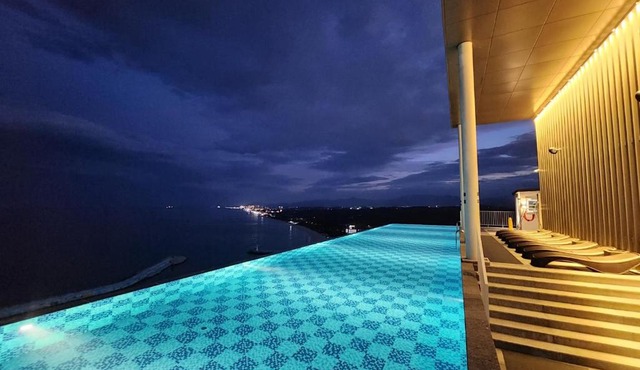 Gangneung Chonpines Ocean Suites Hotel