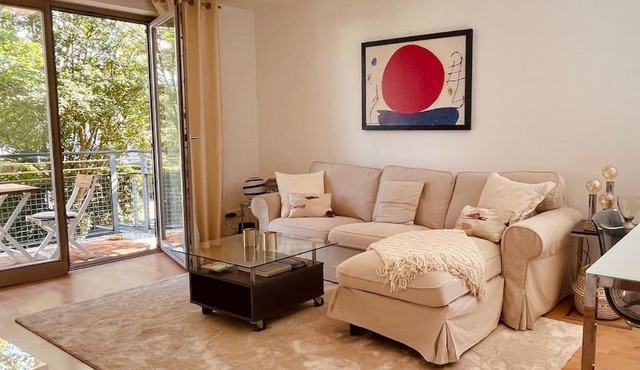 Gemütliche Wohnung mit Balkon in Schönefeld