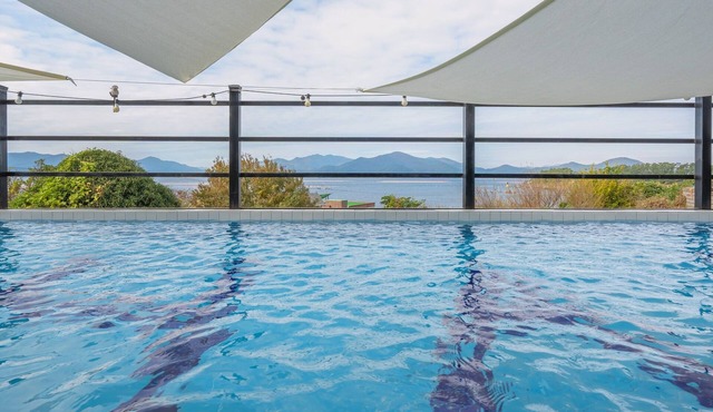 Geoje Ahat Spa Pension